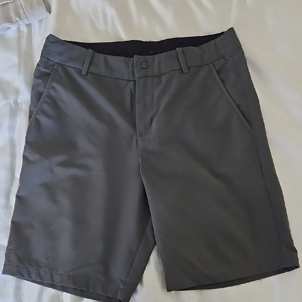 Boy's Nike Golf Dri-FIT Shorts XL